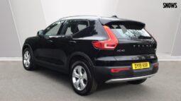 Used Volvo XC40 T4 AWD Momentum Automatic full