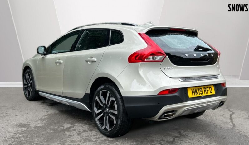 Used Volvo V40 Cross Country T3 Pro Automatic full