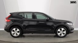 Used Volvo XC40 Momentum, T3 Manual full