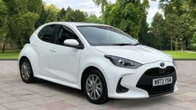 Used Toyota Yaris 1.5 VVT-h Icon E-CVT Euro 6 (s/s) 5dr