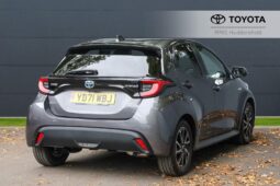 Used Toyota Yaris 1.5 VVT-h Design E-CVT Euro 6 (s/s) 5dr full