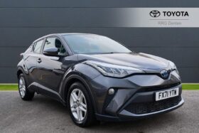 Used Toyota C-HR 1.8 VVT-h Icon CVT Euro 6 (s/s) 5dr