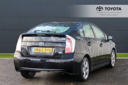 Used Toyota Prius 1.8 VVT-h T Spirit CVT Euro 5 (s/s) 5dr full