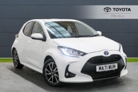 Used Toyota Yaris 1.5 VVT-h Design E-CVT Euro 6 (s/s) 5dr