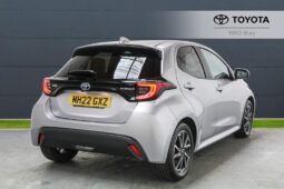 Used Toyota Yaris 1.5 VVT-h Design E-CVT Euro 6 (s/s) 5dr full