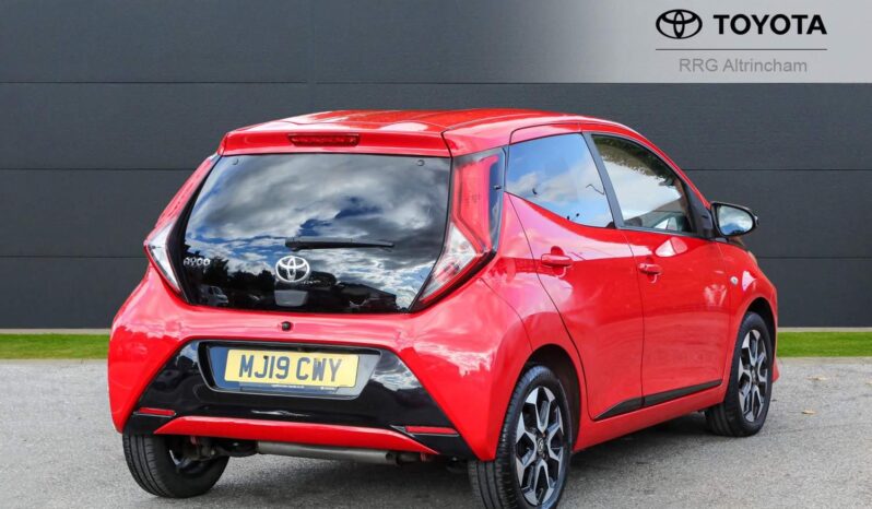 Used Toyota AYGO 1.0 VVT-i x-trend Euro 6 5dr full