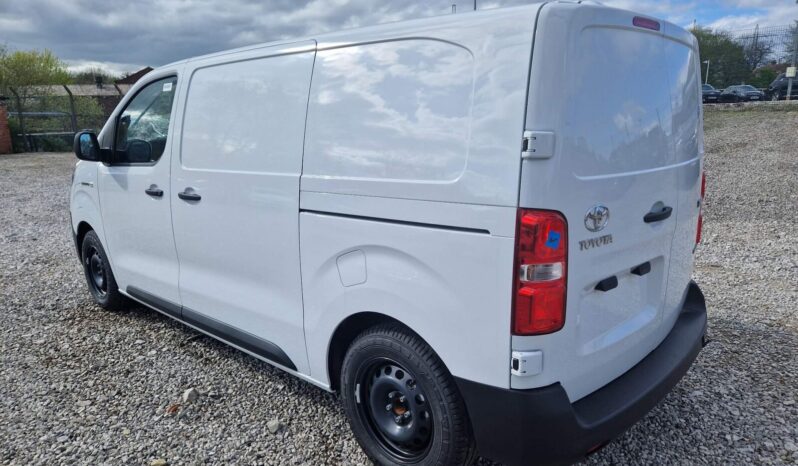 Used Toyota Proace 75kWh Icon Medium Panel Van Auto MWB 6dr (7kW OBC) full