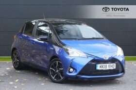 Used Toyota Yaris 1.5 VVT-h Grey Bi-Tone E-CVT Euro 6 (s/s) 5dr