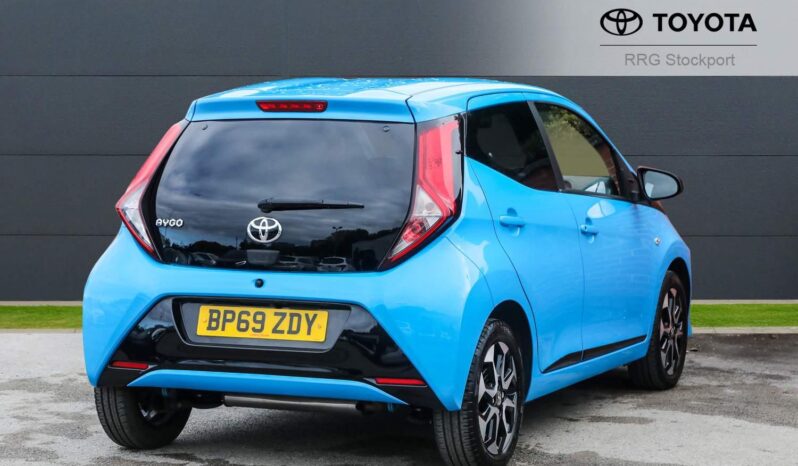 Used Toyota AYGO 1.0 VVT-i x-trend Euro 6 5dr full