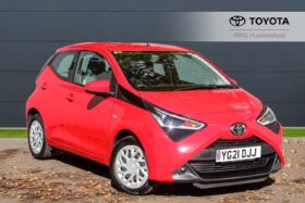 Used Toyota AYGO 1.0 VVT-i x-play Euro 6 5dr (Safety Sense)