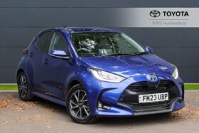 Used Toyota Yaris 1.5 VVT-h Design E-CVT Euro 6 (s/s) 5dr