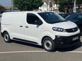 Used Vauxhall Vivaro 3100 75kWh Prime Auto L1 H1 6dr (7.4kW Charger)