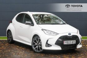 Used Toyota Yaris 1.5 VVT-h Dynamic E-CVT Euro 6 (s/s) 5dr