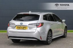 Used Toyota Corolla 1.8 VVT-h Design Touring Sports CVT Euro 6 (s/s) 5dr full