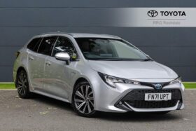 Used Toyota Corolla 1.8 VVT-h Design Touring Sports CVT Euro 6 (s/s) 5dr