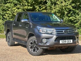 Used Toyota Hi-Lux 2.4 D-4D Invincible X 4WD Euro 6 (s/s) 4dr (TSS, 3.5t)