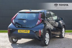 Used Toyota Aygo X 1.0 VVT-i Pure x-shift Euro 6 (s/s) 5dr full