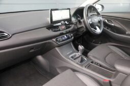 Used Hyundai i30 1.0 T-GDi (120ps) Premium 48V Tourer full