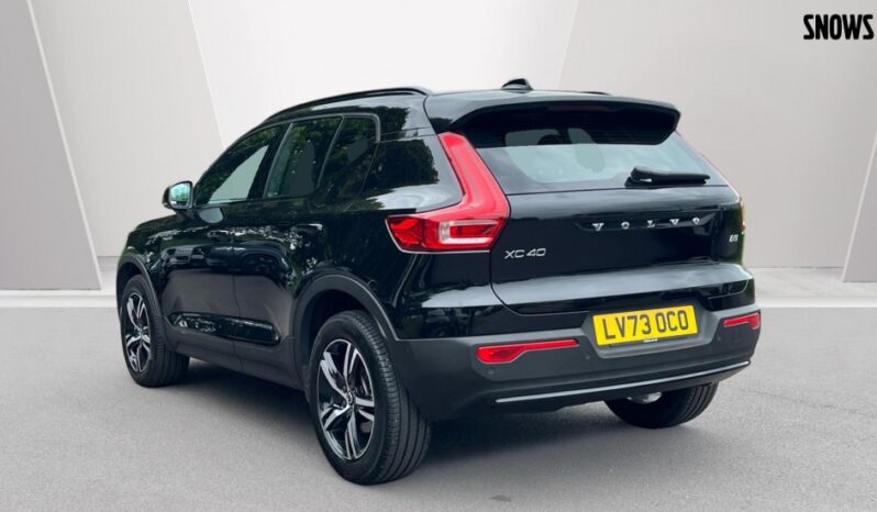 Used Volvo XC40 Plus, B3 mild hybrid, Petrol, Dark (360 Camera) full