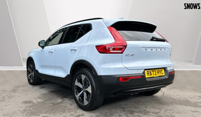 Used Volvo XC40 Plus, B3 Mild hybrid, Petrol, Dark full