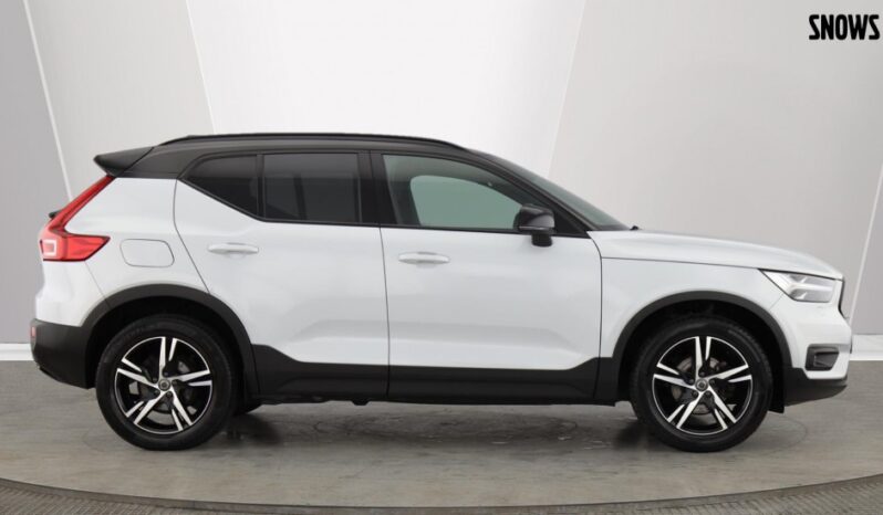 Used Volvo XC40 R-Design, T3 manual full