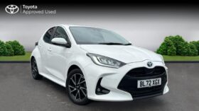 Used Toyota Yaris 1.5 VVT-h Design E-CVT Euro 6 (s/s) 5dr