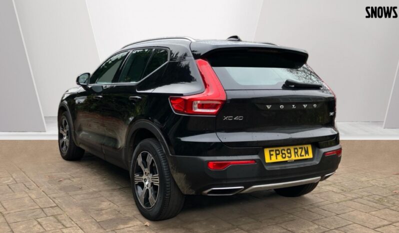 Used Volvo XC40 T4 FWD Inscription Automatic full