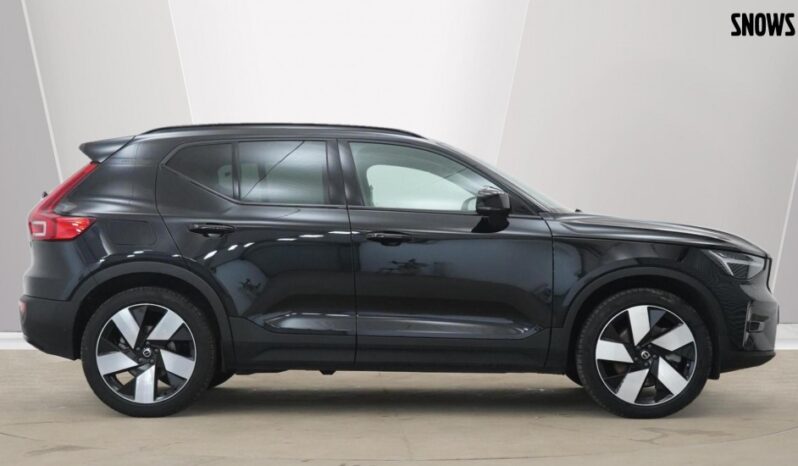 Used Volvo XC40 Recharge Ultimate, T5 plug-in hybrid, Electric/Petrol, Dark full