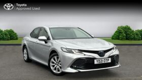 Used Toyota Camry 2.5 VVT-h Design CVT Euro 6 (s/s) 4dr