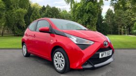 Used Toyota AYGO 1.0 VVT-i x-play Euro 6 (s/s) 5dr