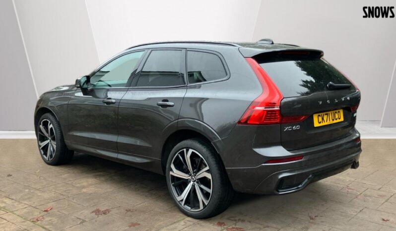 Used Volvo XC60 R-Design, B5 AWD mild hybrid full