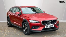 Used Volvo V60 Cross Country Pro, B5 AWD mild hybrid