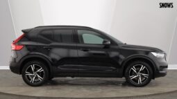 Used Volvo XC40 R-Design, B4 AWD Mild Hybrid full