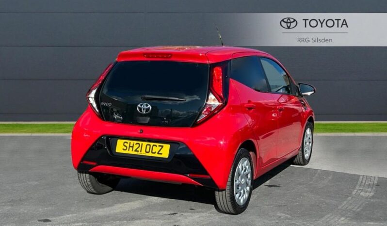 Used Toyota AYGO 1.0 VVT-i x-play Euro 6 5dr (Safety Sense) full