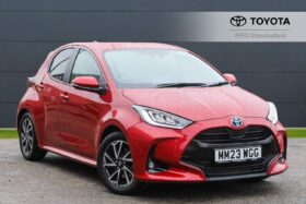 Used Toyota Yaris 1.5 VVT-h Design E-CVT Euro 6 (s/s) 5dr