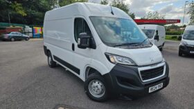 Used Peugeot Boxer 2.2 BlueHDi 335 Professional Premium + L2 High Roof Euro 6 (s/s) 5dr