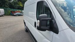 Used Peugeot Boxer 2.2 BlueHDi 335 Professional Premium + L2 High Roof Euro 6 (s/s) 5dr full