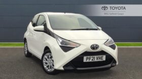 Used Toyota AYGO 1.0 VVT-i x-play Euro 6 (s/s) 5dr