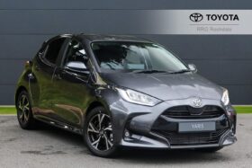 Used Toyota Yaris 1.5 VVT-h Design E-CVT Euro 6 (s/s) 5dr