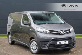 Used Toyota Proace 75kWh Icon Medium Panel Van Auto MWB 6dr (7kW OBC)