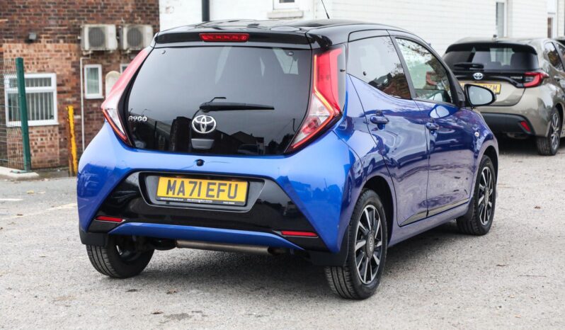 Used Toyota AYGO 1.0 VVT-i x-trend Euro 6 (s/s) 5dr full