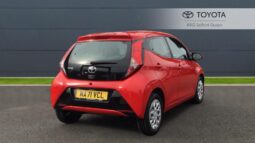 Used Toyota AYGO 1.0 VVT-i x-play Euro 6 (s/s) 5dr full