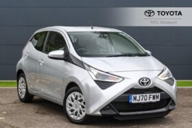 Used Toyota AYGO 1.0 VVT-i x-play Euro 6 5dr (Safety Sense)