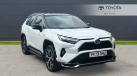 Used Toyota RAV4 2.5 VVT-h 18.1 kWh Dynamic CVT 4WD Euro 6 (s/s) 5dr