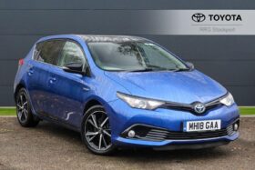 Used Toyota Auris 1.8 VVT-h Design CVT Euro 6 (s/s) 5dr