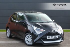 Used Toyota AYGO 1.0 VVT-i x-play Euro 6 5dr