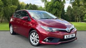 Used Toyota Auris 1.8 VVT-h Icon CVT Euro 6 (s/s) 5dr