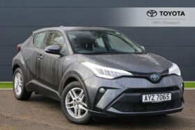 Used Toyota C-HR 1.8 VVT-h Icon CVT Euro 6 (s/s) 5dr