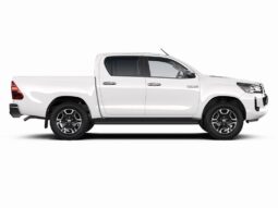 Used Toyota Hilux 2.4 D-4D Invincible Double Cab Pickup Auto 4WD Euro 6 (s/s) 4dr full