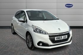 Used Peugeot 208 1.2 PureTech Signature Euro 6 (s/s) 5dr